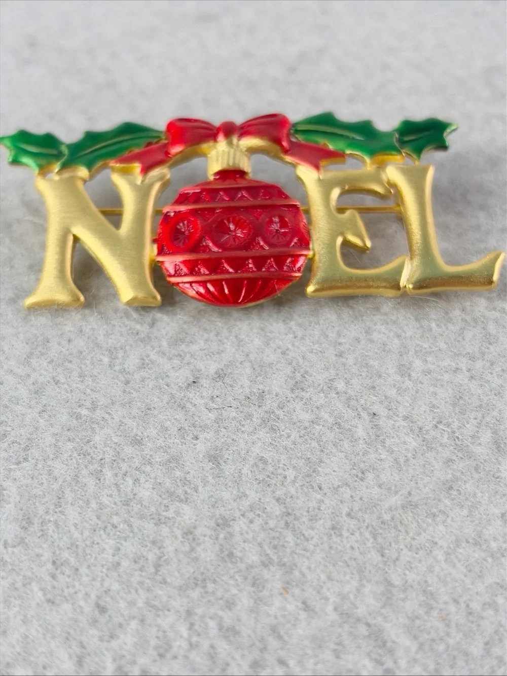 Christmas Holiday Vintage Signed JJ Brooch Pin NOEL Ornament Enamel